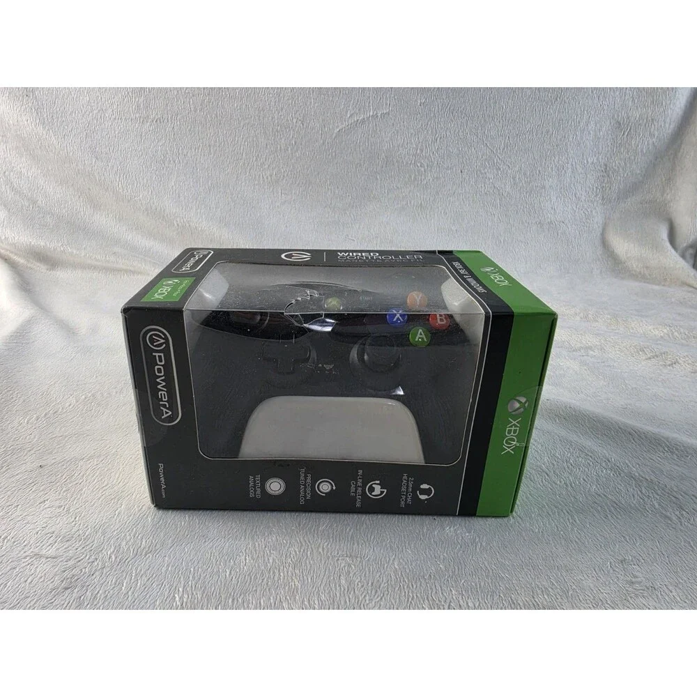 Full Sized Power A BLACK  1 Wired Controller Xbox One Windows 10 PowerA*read